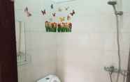 Toilet Kamar 6 Jesz House