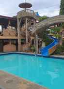 SWIMMING_POOL OYO 588 Sunrock Resort