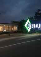 LOBBY Emerald Bintaro By Tasya