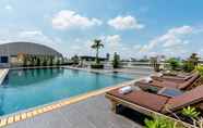 Kolam Renang 3 Niran Grand Hotel