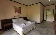 Bilik Tidur 3 OYO 89972 Borneo Paradise Beach Hotel