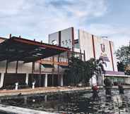 Bangunan 7 U-Place Hotel at Ubonratchathani