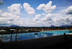 Swimming Pool 2 Jeff Home 8 @ Imperial Suite High Speed WIFI