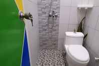 Toilet Kamar Homestay Danis