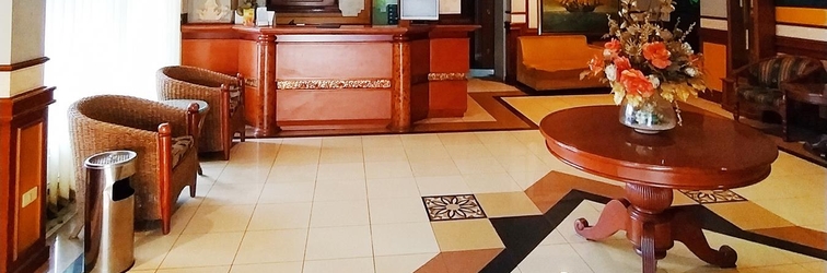 Lobi Hotel Indah Jaya Solo