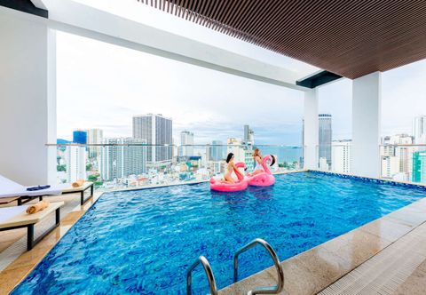 수영장 Astica Hotel Nha Trang
