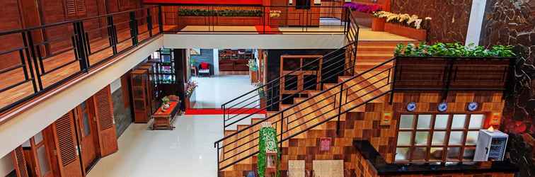 Lobby Baratha Hotel & Resto