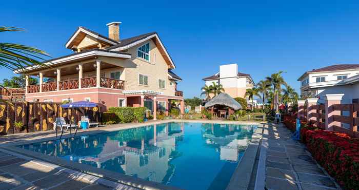 Swimming Pool Ovemar Resort Hotel