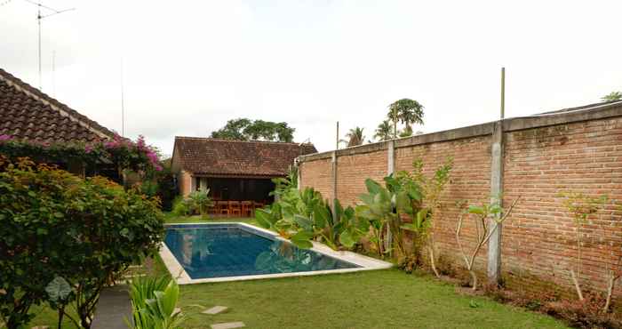 Exterior Rumah Bata Guest House