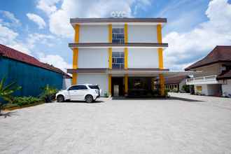 Bangunan 4 OYO 3207 Hotel Gracia