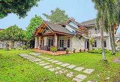 Exterior 3 OYO 3205 Penginapan Mikial Ismi Kayuagung
