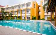 Swimming Pool 5 Jeng Ratu Hotel Pangandaran