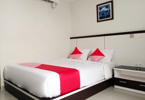 Kamar Tidur OYO 3240 Inninawa Residence