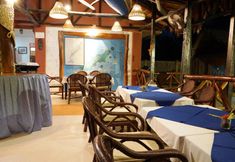 Restaurant 5 Coopers Beach Resort