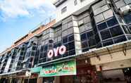 Exterior 3 OYO 3212 Coffee Jodoh Residence