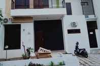 Exterior Rumah Mantan Homestay (Wirosaban)	