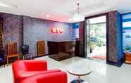 Lobi 4 OYO 3224 Hotel Addictk