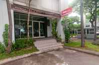 Bangunan Super OYO 3216 Ellegan Residence