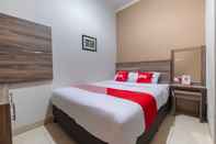 Bedroom OYO 3248 Vision Residence Karawang