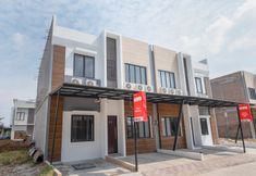 외관 4 OYO 3248 Vision Residence Karawang