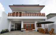 Luar Bangunan 2 SUPER OYO 3309 Forrest’inn