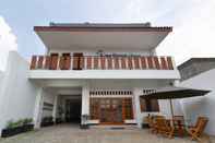 Luar Bangunan SUPER OYO 3309 Forrest’inn