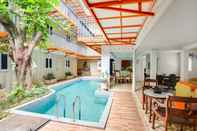 Swimming Pool OYO 3300 Nadjara Residence Syariah