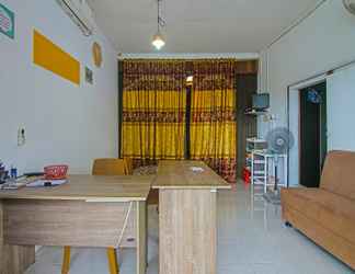 Lobi 2 OYO 2946 Handira Homestay