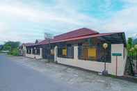 Luar Bangunan OYO 2946 Handira Homestay