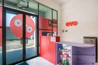 Lobby OYO 3069 Apartemen Akasa Bsd Near Rumah Indonesia Sehat