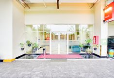 外観 3 OYO 3194 Margonda Executive