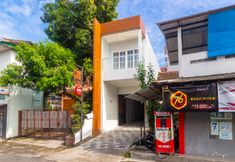 Exterior 2 Super OYO Collection O 3280 Cendhani Raras