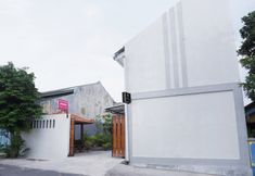 외관 3 OYO Living 2090 Ethes Exclusive