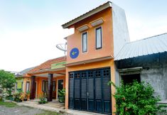 Bên ngoài 3 OYO 2414 Homestay Potroyudan