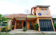 ภายนอกอาคาร 4 OYO 2414 Homestay Potroyudan