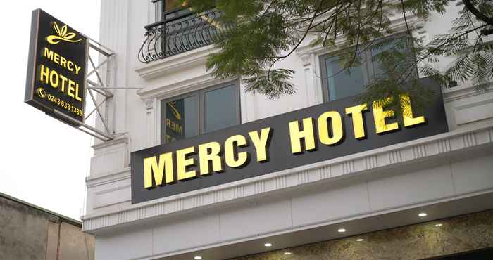 Exterior Mercy Hotel