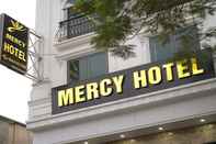 Exterior Mercy Hotel