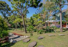 Exterior 4 Super OYO 3208 Villa Inn App Trawas Bintaro Syariah