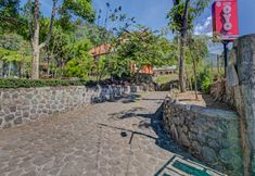 外観 6 Hotel O Villa Inn App Trawas Bintaro Syariah