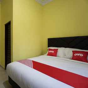 OYO 2486 Bahana Residence 1, 酒店 Mapanget