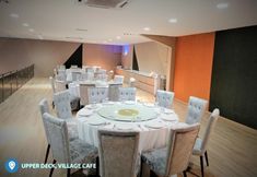 Restaurant 6 Desa Selatan Resort