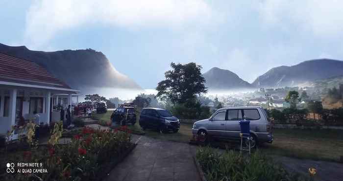 Atraksi di Area Sekitar Rinjani Hill Hotel