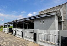 Exterior 4 OYO 3415 Penginapan Wimane