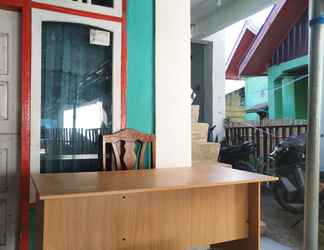 Lobby 2 OYO 3361 Penginapan Cantika