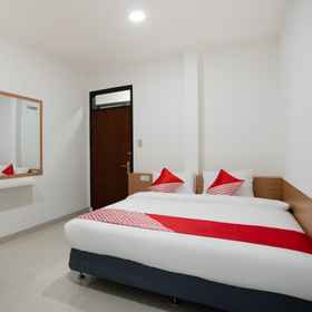 Bedroom 1 Super OYO 3209 Hegarbudhi Residence, Hotel Universitas Katolik Parahyangan