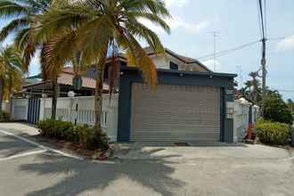 Bên ngoài 4 Homestay Muar