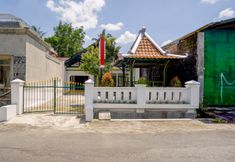 外觀 5 OYO 3301 Pondok Eyang Obi Near RSUD Sleman