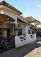 EXTERIOR_BUILDING Homestay Yogyakarta Aqila