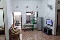 Common Space Homestay Yogyakarta Aqila