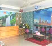 Lobby 4 OYO 90039 Coop Hotel Kangar